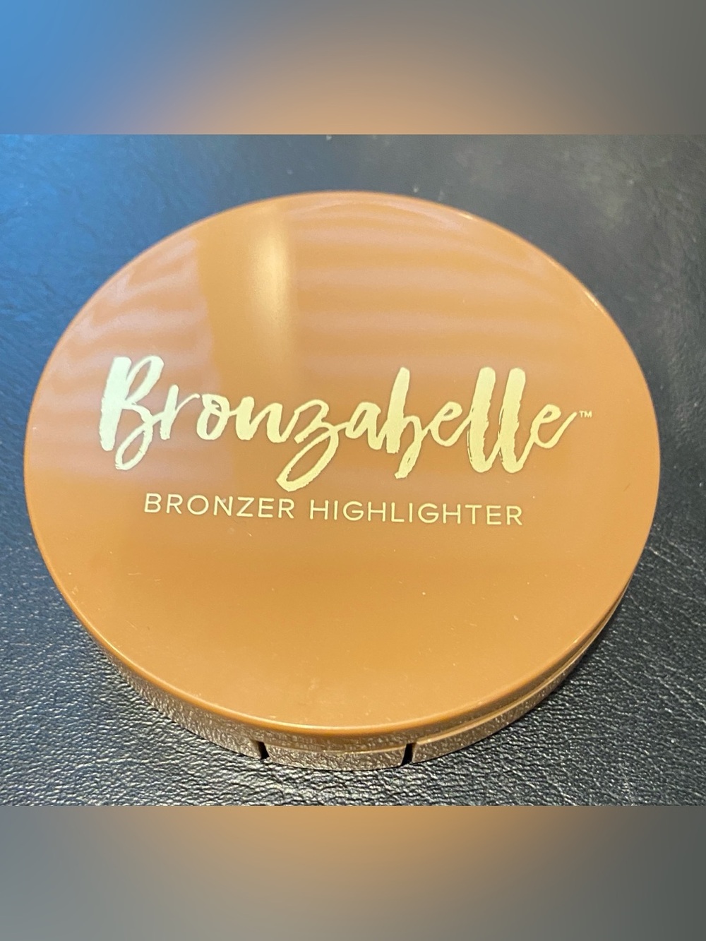 Bronzabelle Bronzer Highlighter - Ray of Sunshine!